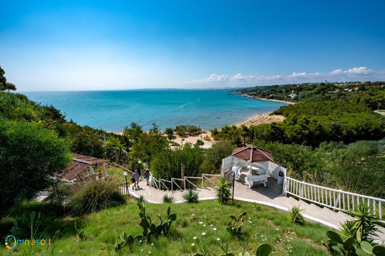 Aparthotel Grotta Del Saraceno Vasto Exteriér fotografie